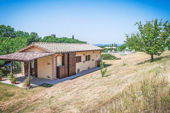 Agriturismo voor 4 personen, met tuin en zwembad in Perugia