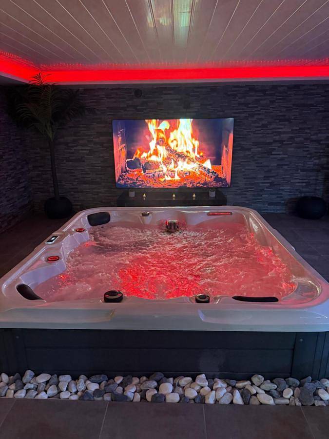 Hôtel pour 2 personnes, avec jardin ainsi que jacuzzi et sauna à Portet-sur-Garonne - 4