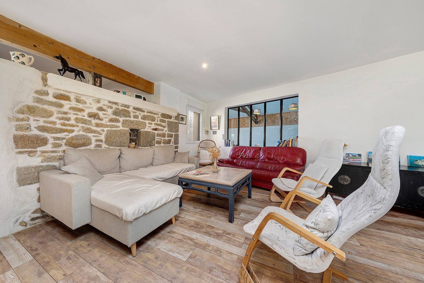 Maison de vacances « Kerlonie Votre Havre Familial » avec terrasse privée, Wi-Fi et climatisation in Kerlouan, Région de Brest