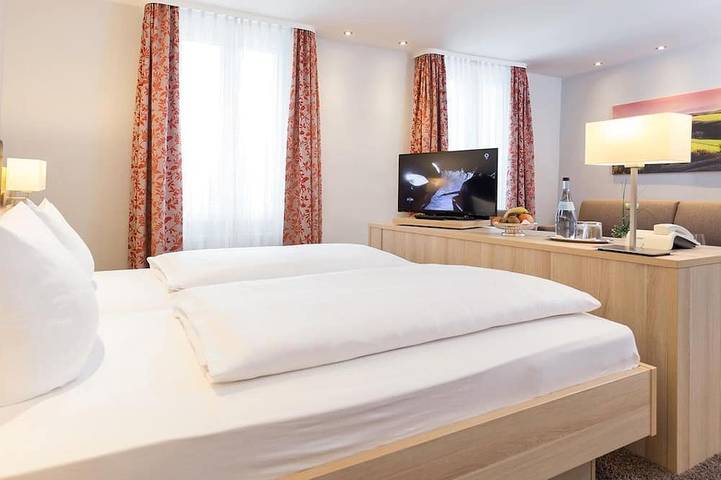 Ferienhaus für 2 Personen, mit Garten in Bad Bergzabern