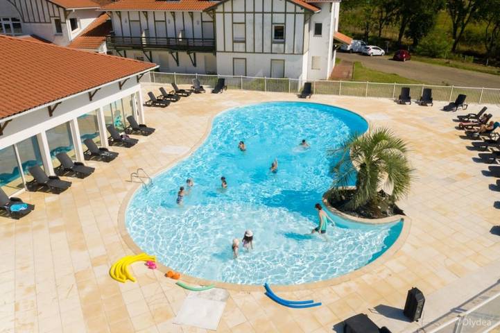 Gîte pour 8 personnes à Cassen