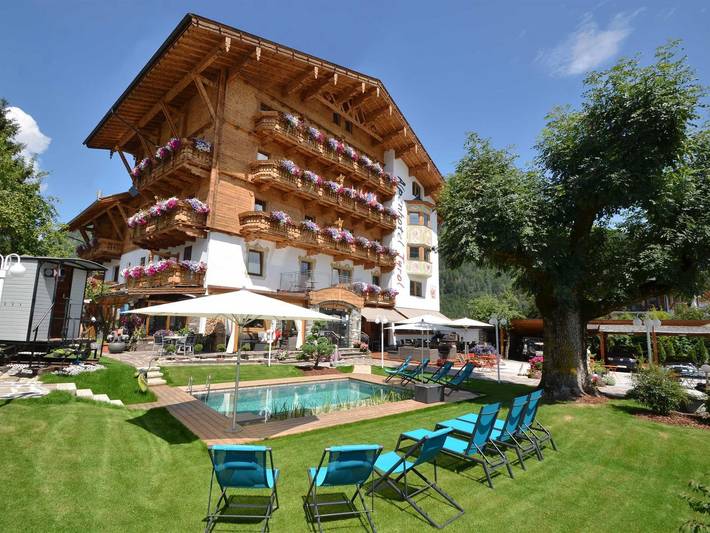 Hotel für 2 Personen, mit Balkon und Terrasse sowie Garten und Sauna in Pertisau