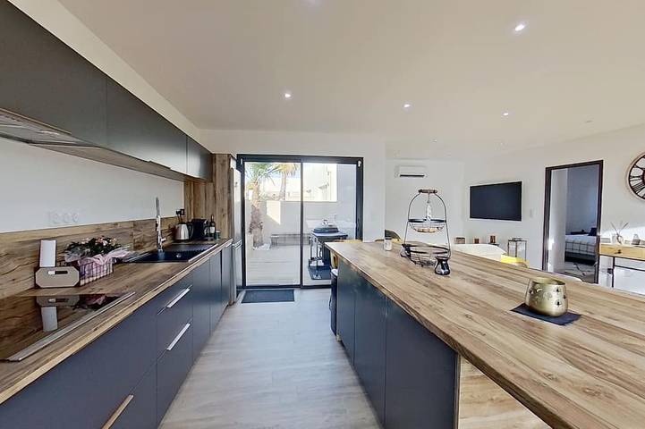 Villa pour 8 personnes, avec piscine ainsi que jacuzzi et jardin au Grau-d'Agde - 3