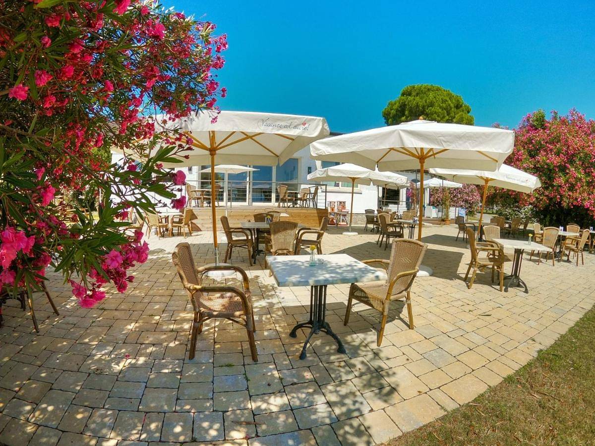 Sivinos Camping Boutique in Spiaggia San Sivino, Manerba del Garda