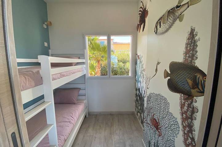 Location de vacances pour 10 personnes dans Plage d'Anthéor - 3
