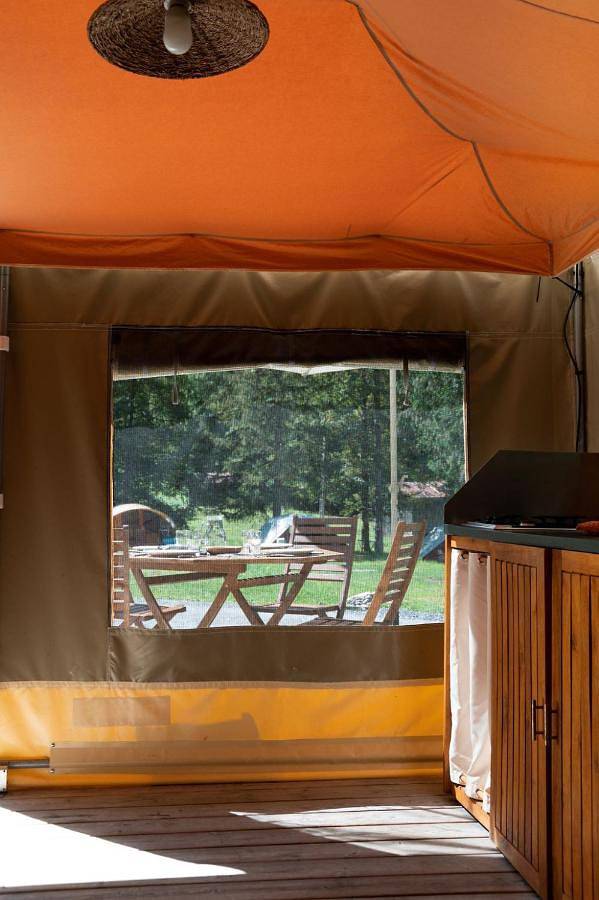 Location de vacances pour 5 personnes, avec piscine à Arces - 2