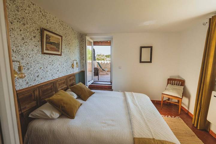 Gîte pour 4 personnes, avec balcon à Niozelles - 2