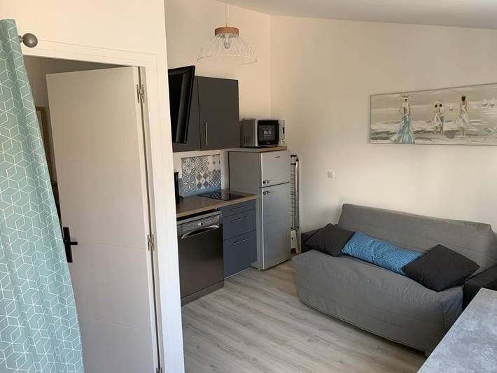 Gîte pour 2 personnes, avec vue ainsi que piscine et terrasse à Périgny - 4