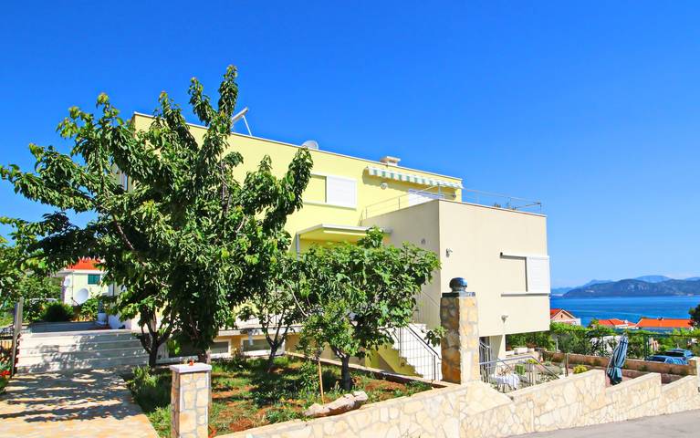 Gîte pour 5 personnes, avec vue sur l’océan et balcon à Drače - 2