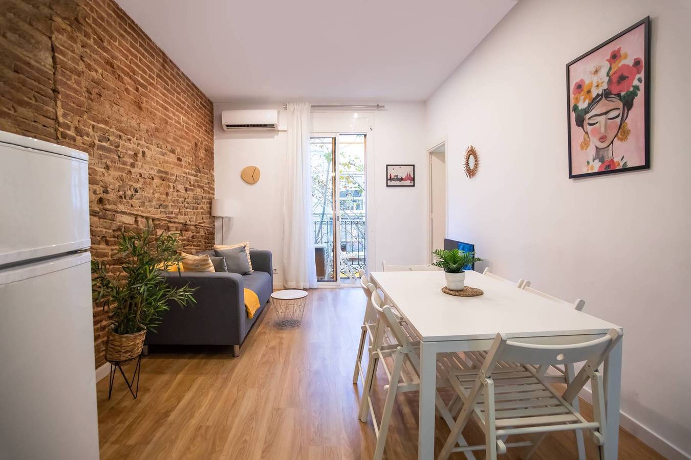 Apartamento entero, 2sic1033 Bright flat near Sagrada Familia in Centro Barcelona, Barcelona