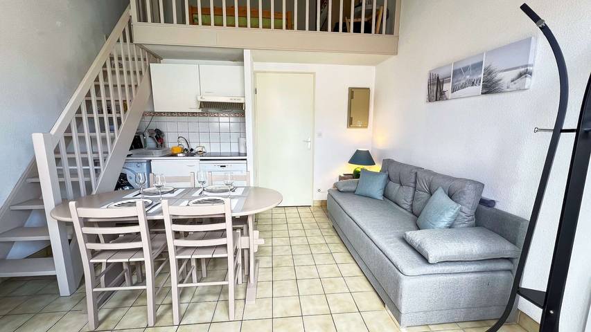 Appartement de vacances entier, Jolie maison à étage en résidence avec piscine in Saint-Martin-de-Ré, Île de Ré