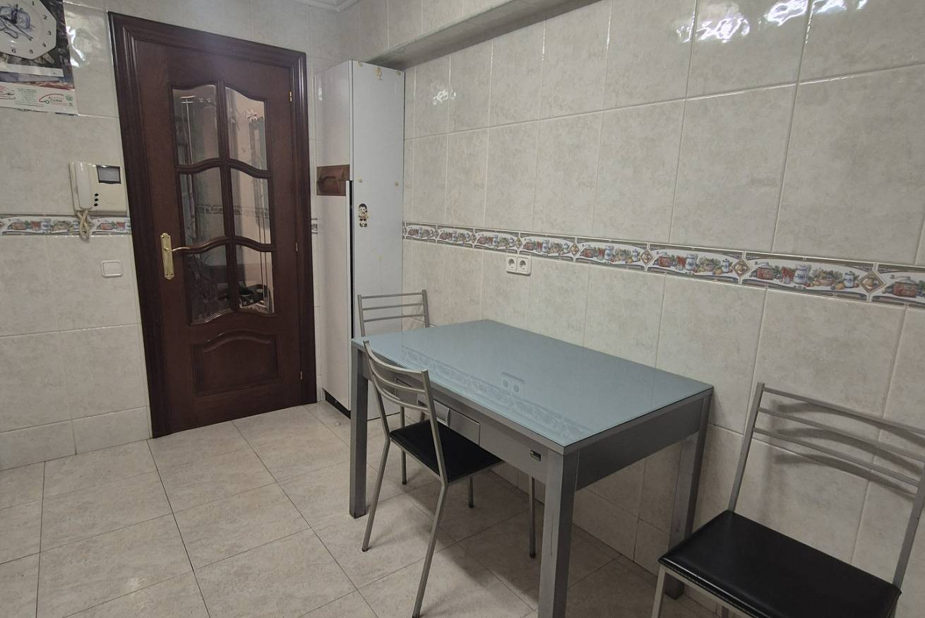 Ganze Wohnung, Acogedor Apartamento Retiro in Distrito Centro (Gijón), Gijón