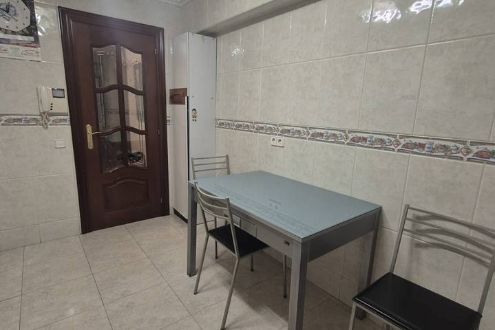 Apartamento entero, Acogedor Apartamento Retiro in Distrito Centro (Gijón), Gijón