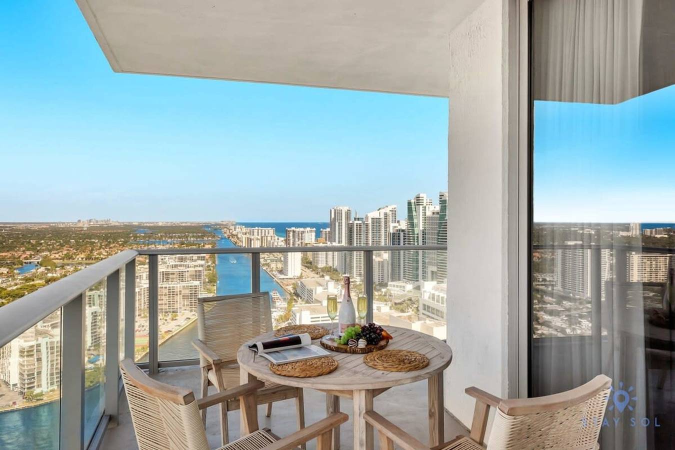 Apartamento entero, High Floor with Stunning Views Amazing Pools in Hollywood Beach (FL), Hollywood (Florida)
