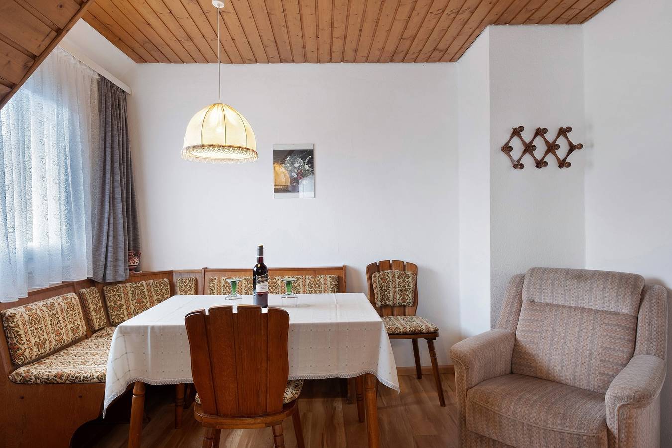 Ganze Wohnung, Ferienwohnung '2' mit Bergblick, Gemeinschaftsgarten und Wlan in Hinterzarten, Südschwarzwald