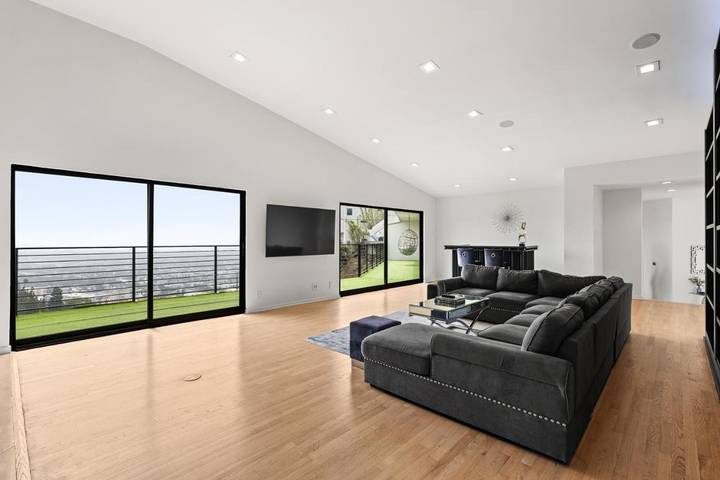 Villa pour 11 personnes, avec piscine ainsi que jacuzzi et balcon à Los Angeles - 2