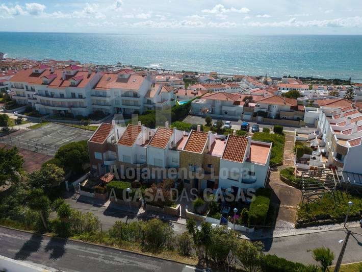 Location de vacances pour 7 personnes, avec jardin et terrasse, adapté aux familles à Ericeira - 2