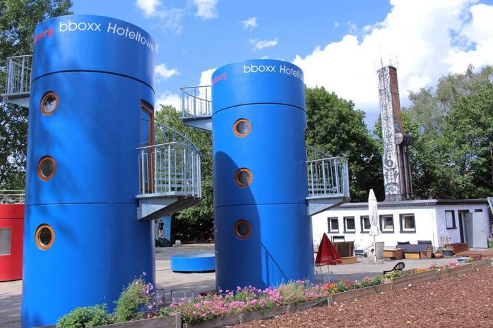Hotel für 2 Personen, mit Terrasse und Garten sowie Ausblick in Berlin Marzahn