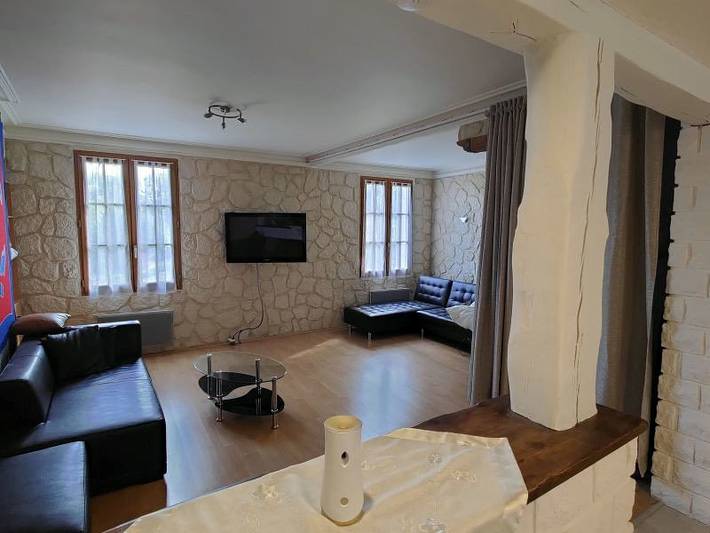 Gîte pour 13 personnes, avec terrasse dans Montrichard Val de Cher - 4