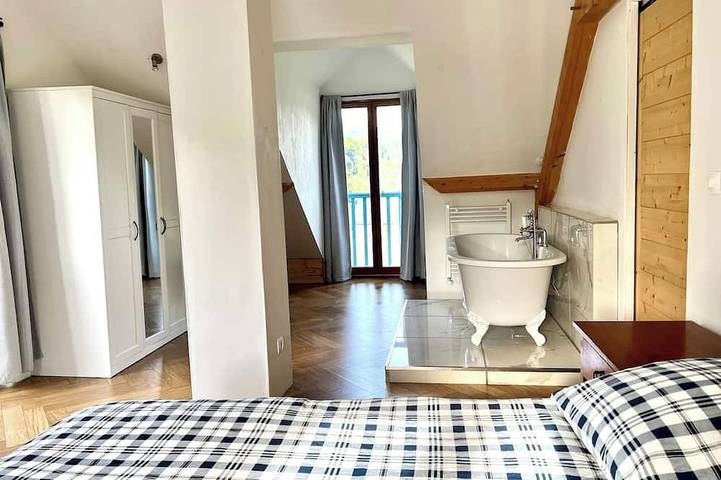 Haus am Berg, zwischen Skipisten und Wanderwegen in Campan, Französische Pyrenäen