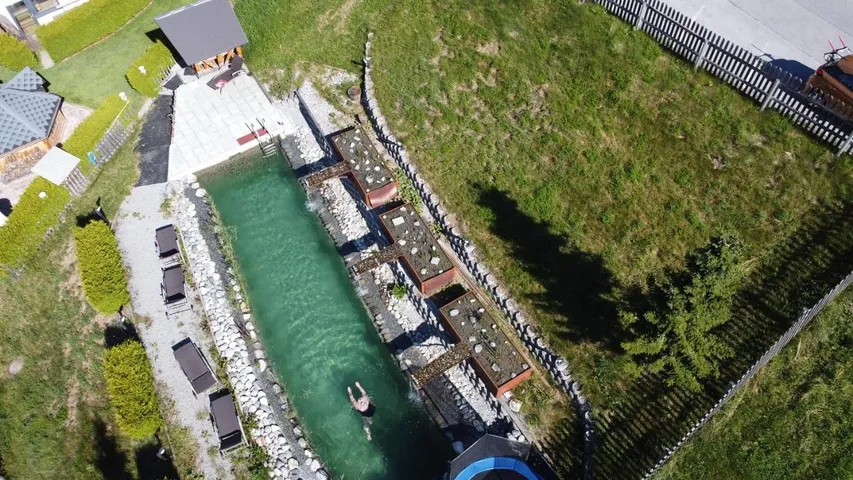Hotel für 8 Personen, mit Sauna und Pool sowie Whirlpool und Garten, kinderfreundlich - 1