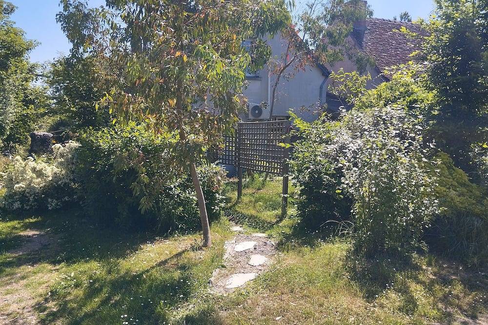 Appartement entier, Studio meublé indépendant in Chambray-lès-Tours, Région de Tours