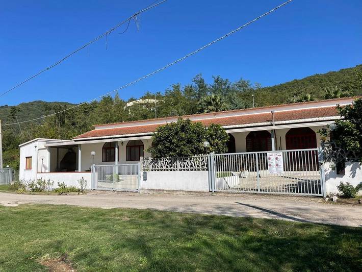 B&b per 6 persone, con Idromassaggio e Terrazza nonché Giardino e Piscina a Caiazzo