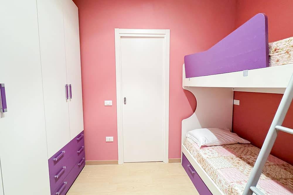 Ganze Wohnung, Casa Dolce Casa - Two Bedroom Apartment, Sleeps 4 in Sottomarina, Chioggia