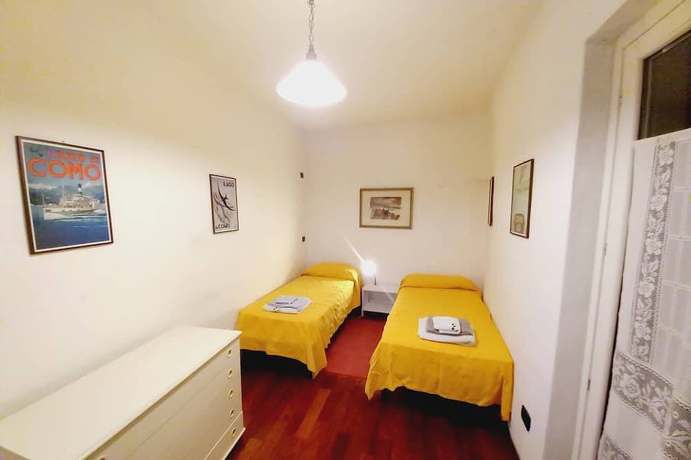 Ganze Wohnung, Das Efeuhaus im Schloss, ein sehr ruhiges 400 Jahre altes Haus, neu renoviert. in Menaggio, Gemeinde Menaggio