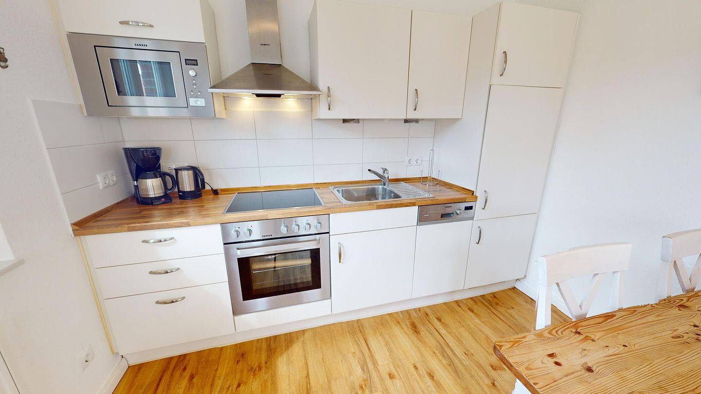 Strandnahes, 6-Personen-Ferienhaus mit Garten, Strandkorb, Terrasse, Hund und Grill in Südstrand Pelzerhaken, Ostholstein
