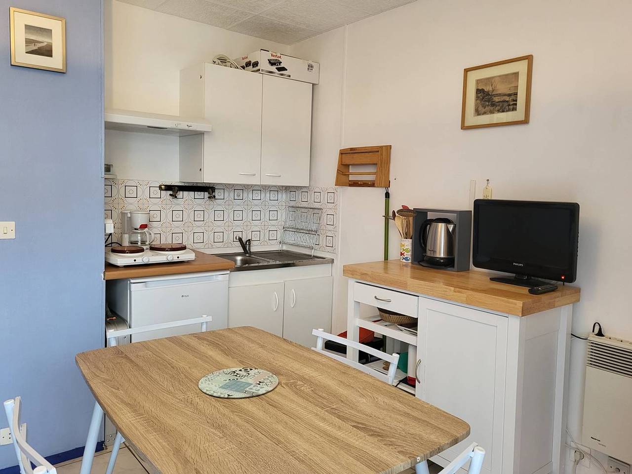Studio entier, Studio avec Terrasse, Parking Privé et Accès Direct à la Plage in Merville-Franceville-Plage, Région de Caen
