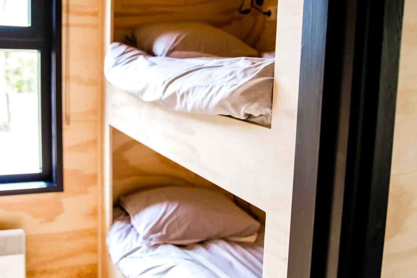 Ferienhaus für 8 Personen mit Holzkamin in Pean-buiten, Friesland in Nationalpark De Alde Feanen