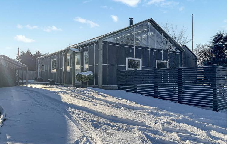 Ferieudlejning for 7 personer, med terrasse og udsigt i Vejlby Fed