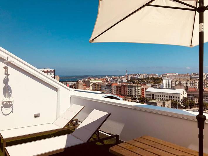 Apartamento para 4 personas, con Balcón además de Terraza y Vistas en La Coruña