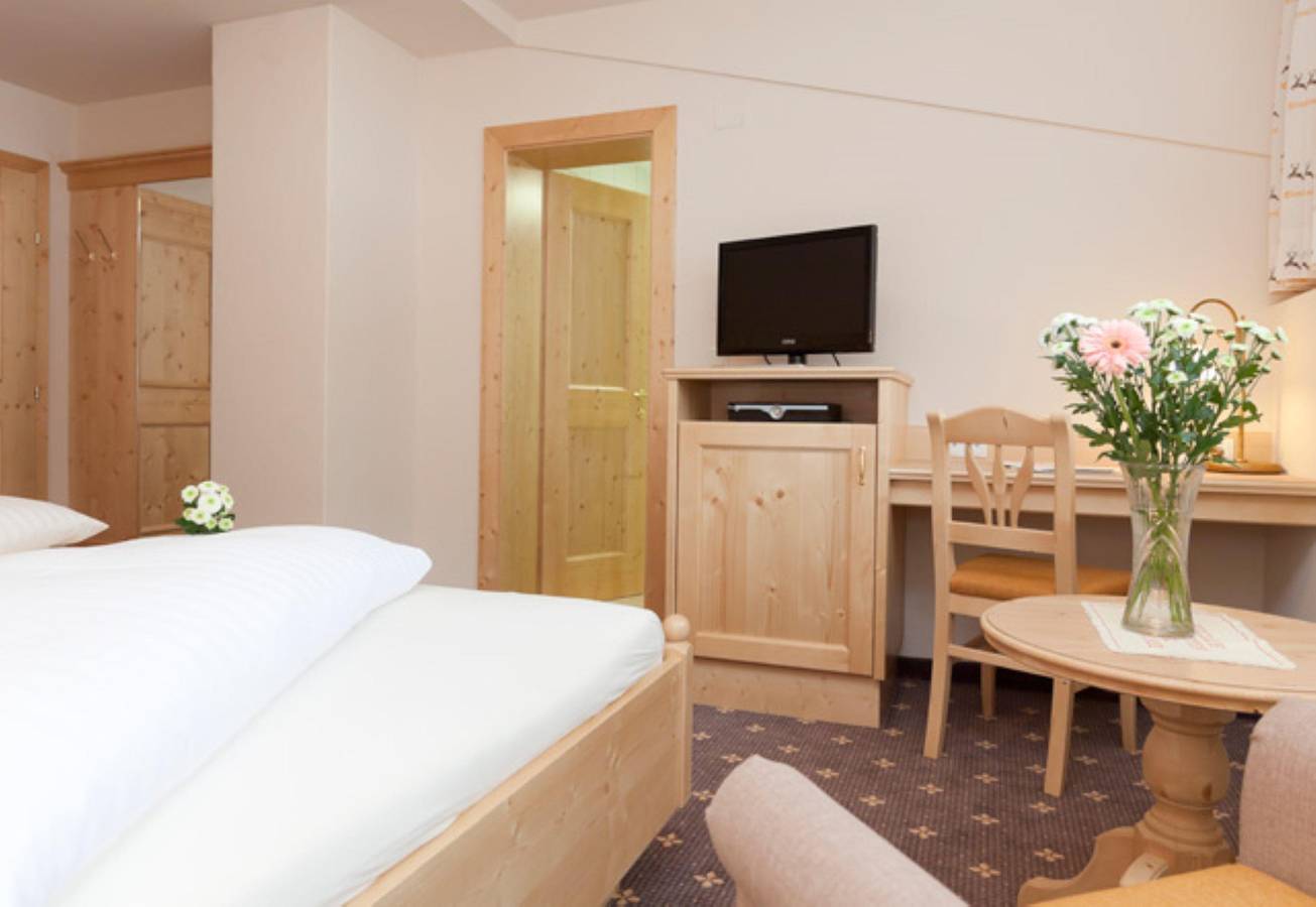 Ganze Ferienwohnung, Wohlfühlzimmer Rifflsee Standard in Mandarfen, St. Leonhard im Pitztal