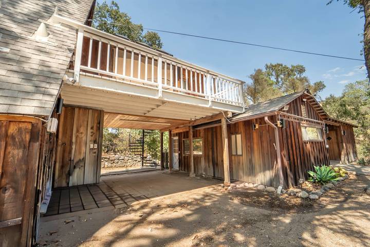 Location de vacances pour 4 personnes, avec jacuzzi, animaux acceptés dans Sequoia National Park