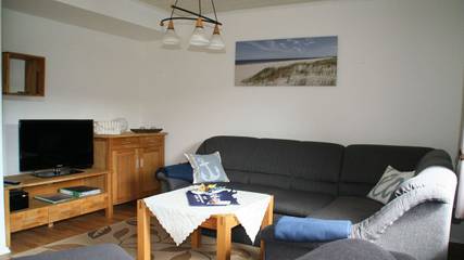 Ferienwohnung für 4 Personen, mit Garten und Terrasse in Süderende