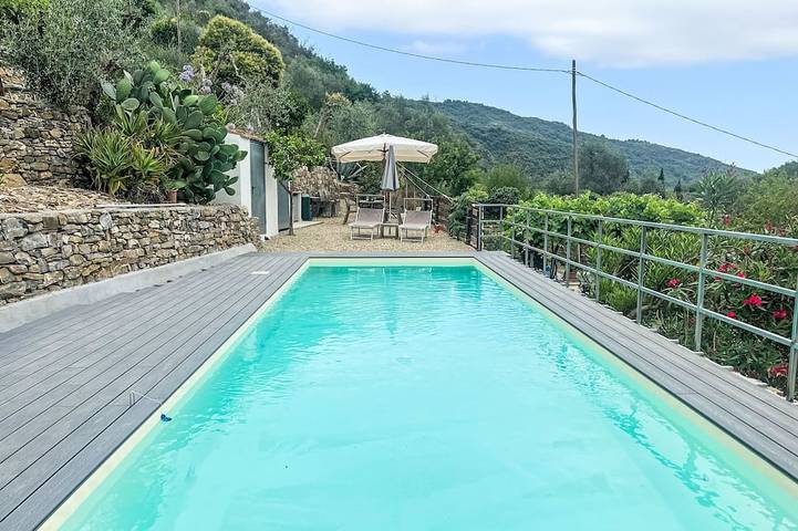 Ferienwohnung für 5 Personen, mit Pool und Garten