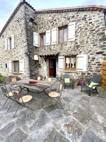 Maison De Vacances pour 6 Personnes dans Saint-Pons (Rhone-Alps), Ardèche, Photo 1