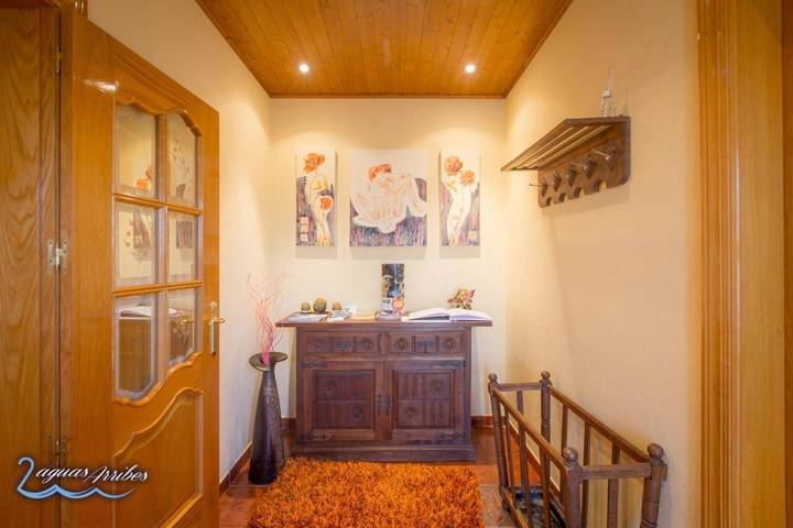 Casa rural para 10 personas, con jacuzzi además de jardín y piscina, Familias con niños en Mogadouro - 2