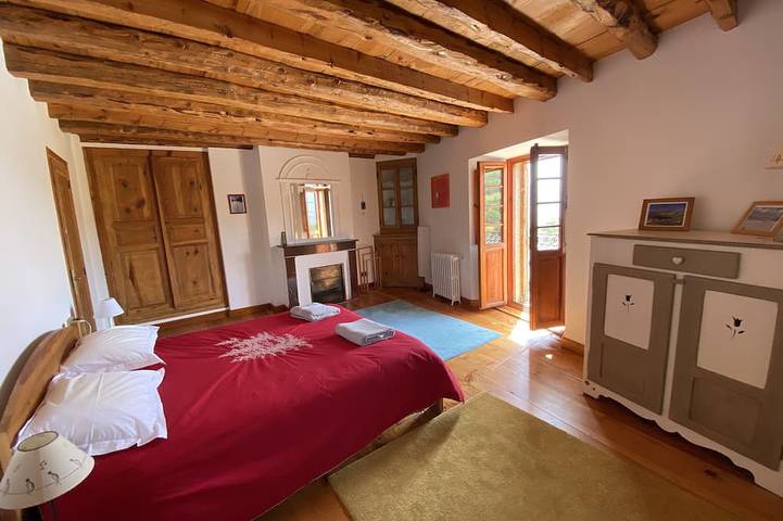 Location de vacances pour 14 personnes, avec jardin et balcon à Dorres - 2