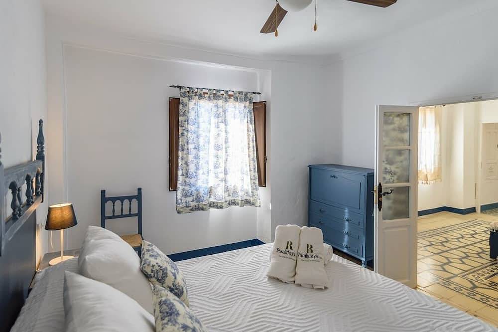 Cortijo Los Llanos Villanueva del Trabuco by Ruralidays in Villanueva del Trabuco, Málaga Provinz