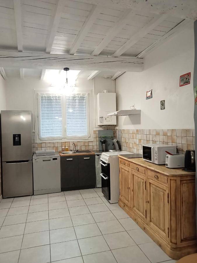 Location de vacances pour 6 personnes, avec jardin à Villegailhenc - 2