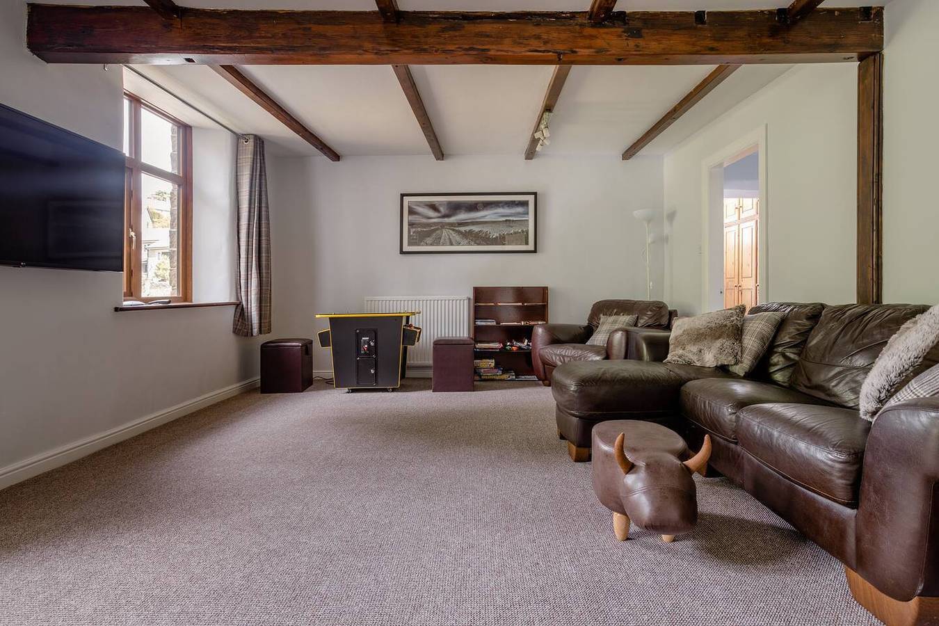 Entire holiday apartment, Oldmill-2Bed-Sleeps6-Hottub-Privategarden in West Yorkshire