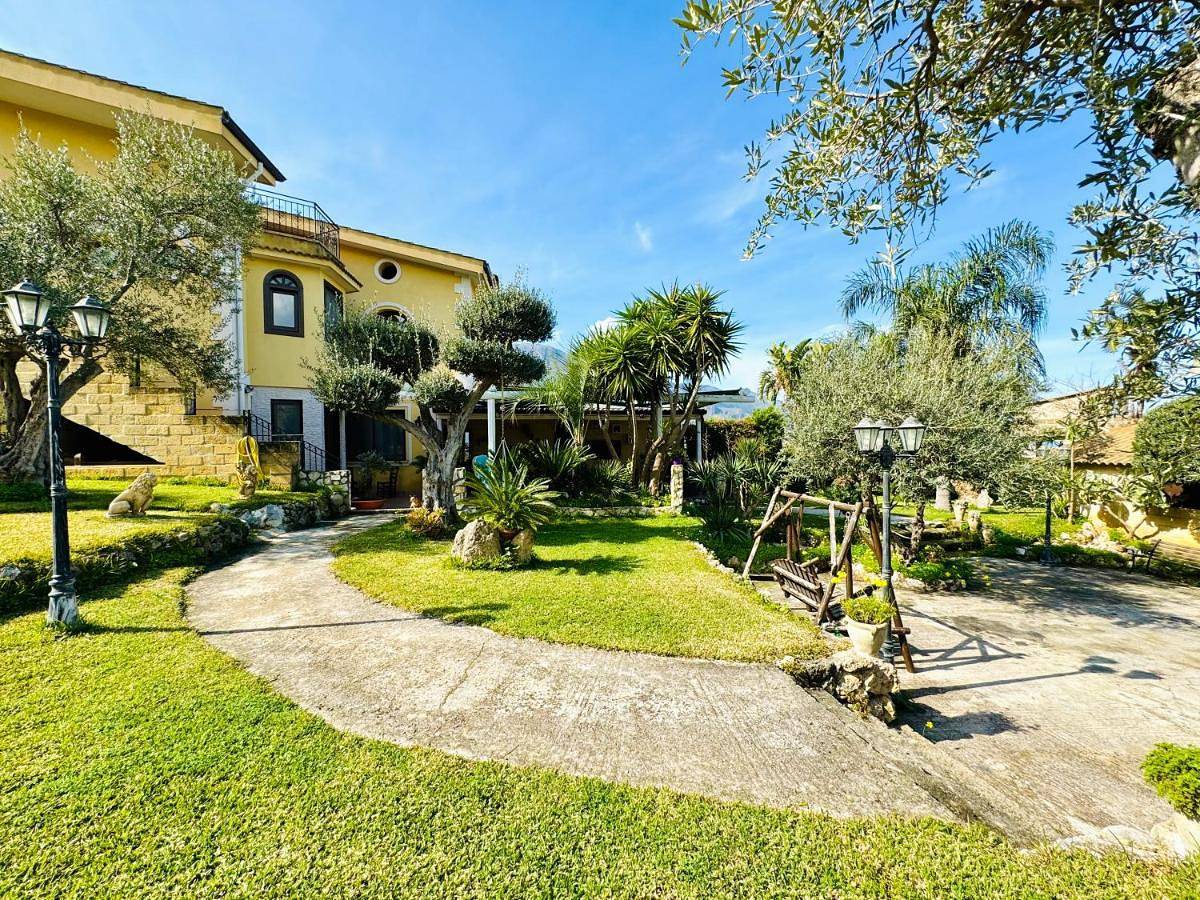 Villa Bellavista in Carini, Provincia di Palermo