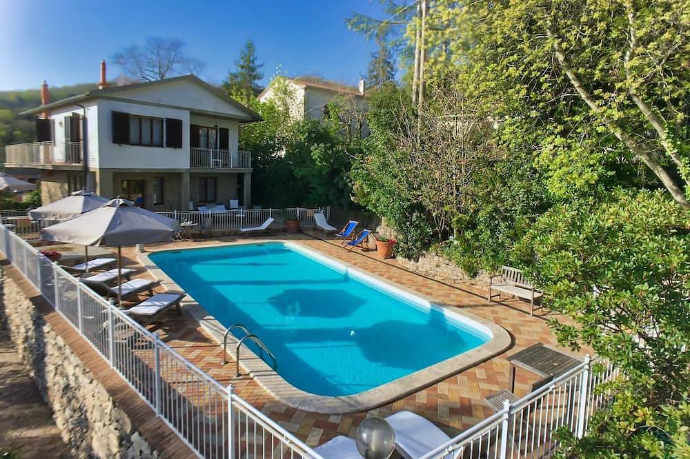 Appartamento a Sassetta con Piscina e Vista in Donoratico (Italia), Costa degli Etruschi
