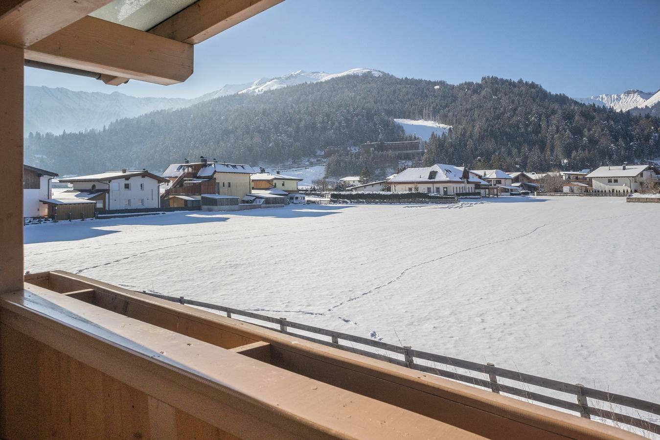 Apartamento entero, Apartamento "Julia" con vistas a la montaña, terraza privada y Wi-Fi in Achenkirch, Brandenberg alps