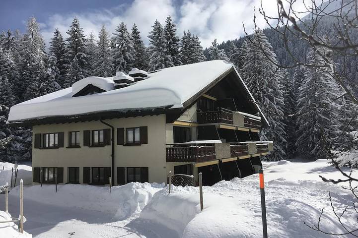Ferienwohnung für 4 Personen, mit Balkon in Davos