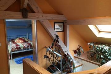 Gîte pour 7 personnes, avec terrasse à Russ (homonymie)