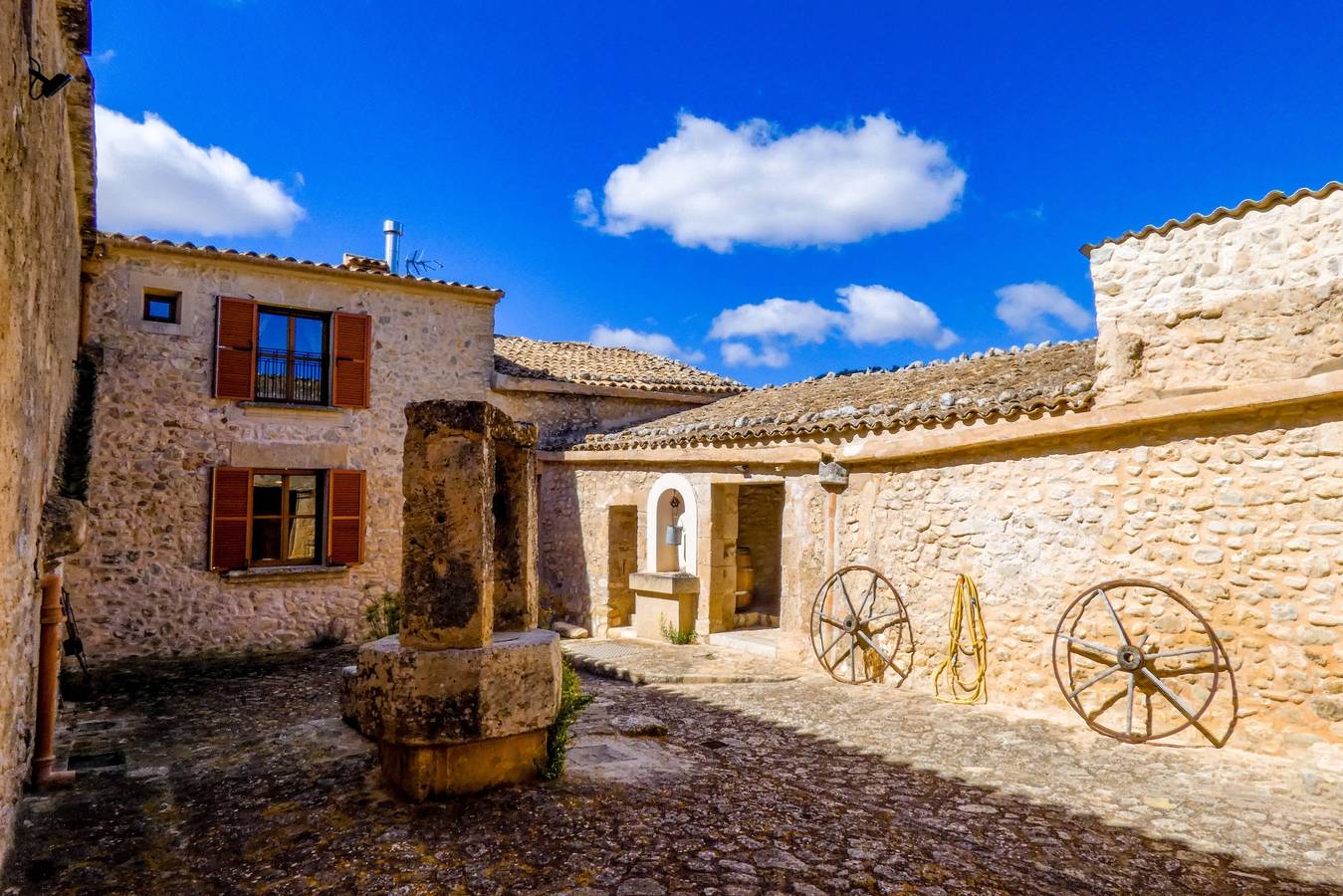 Ferienhaus 'Son Pons' mit Bergblick, Wlan und Klimaanlage in Llucmajor, Mallorca Süden